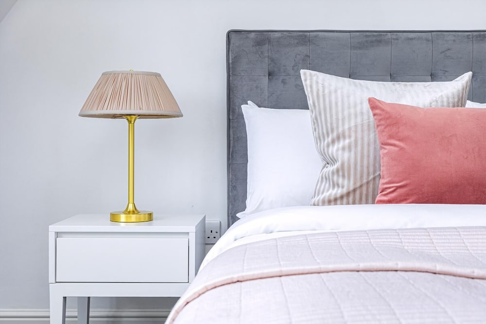 Stylish Three-bed Flat in Marylebone