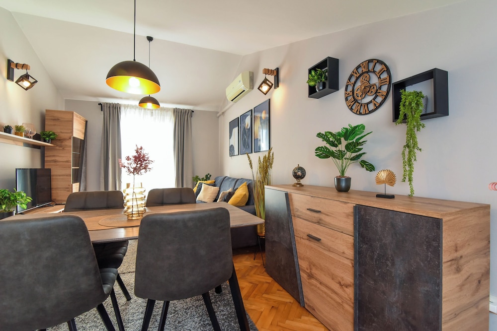 Apartments Amico view 2