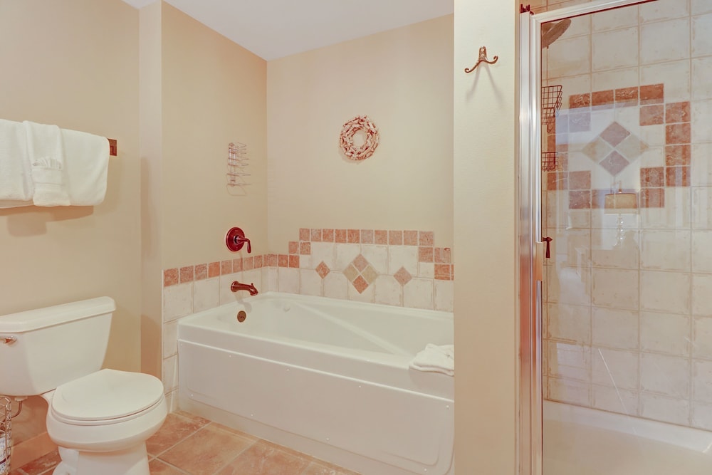 Pp605 Passage Point 3 Bedroom Condo