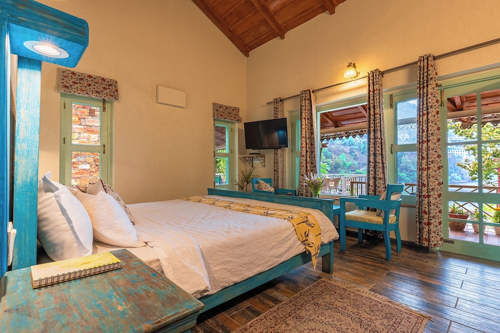 Echor Malusara Lakeview Retreat Bhimtal