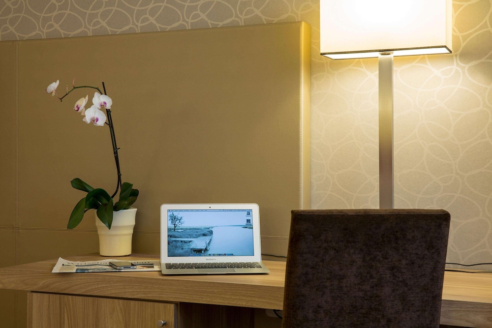 Linz Vacations - Hotel Schillerpark Linz, a member of Radisson Individuals - Property Image 85