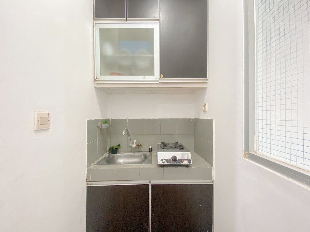Stategic Studio Apartment at Menteng Square