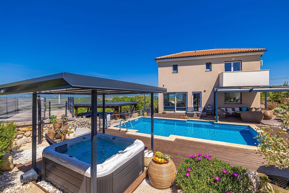 Villa Bella Vista in Tribulje