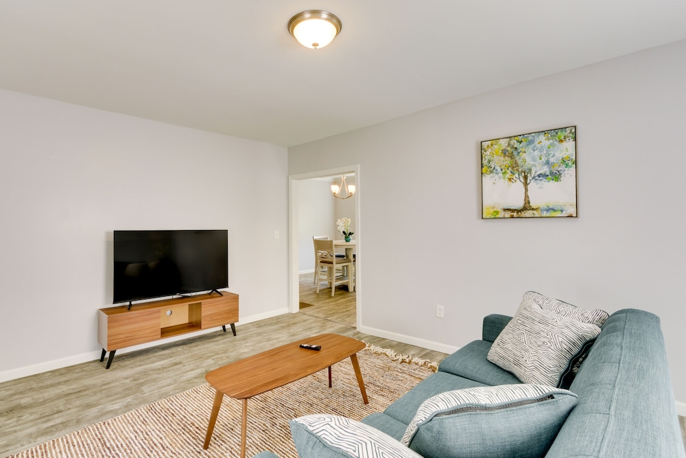 Pet-friendly Connecticut Retreat Near Golfing! - Property Image 15