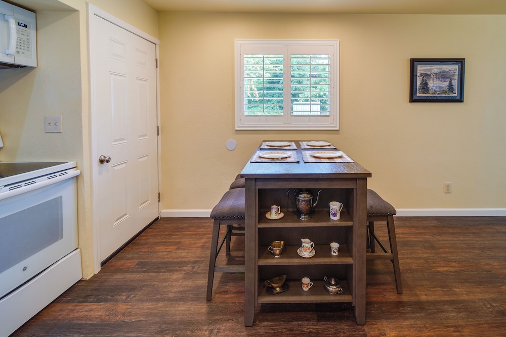 Sunny California Retreat w/ Pool Access & Patio!