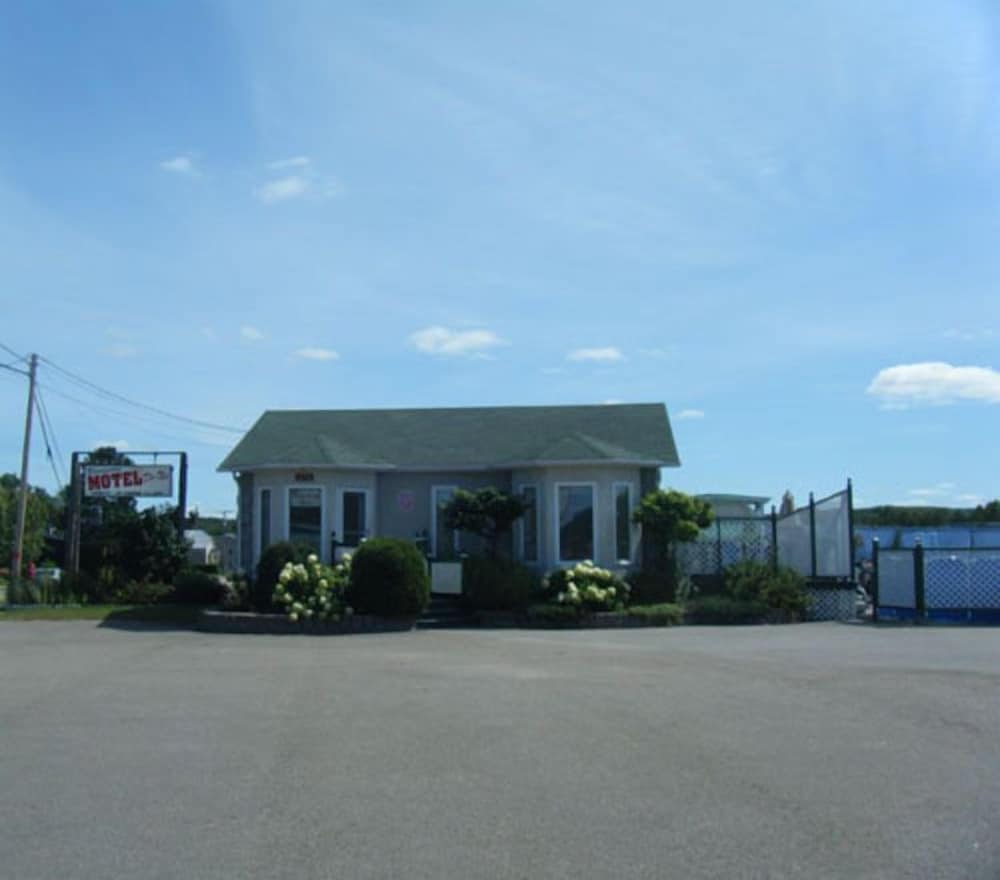 Motel Di-No view 2
