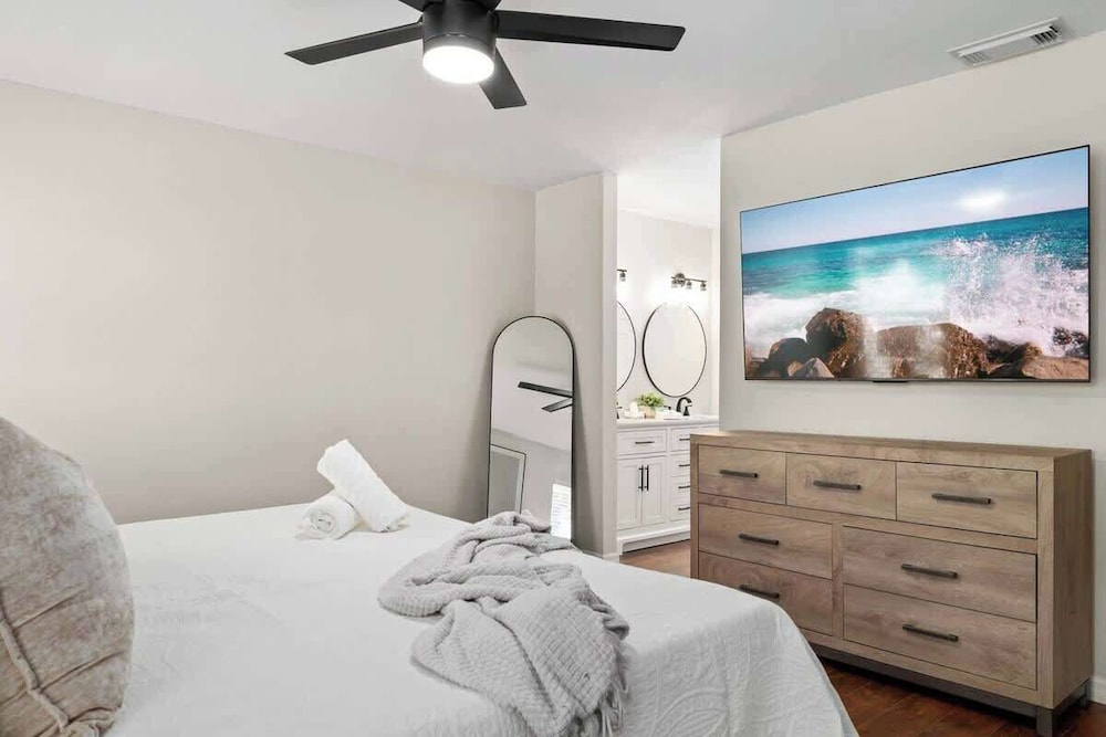 Modern 3 Bedroom, Wesley Chapel!