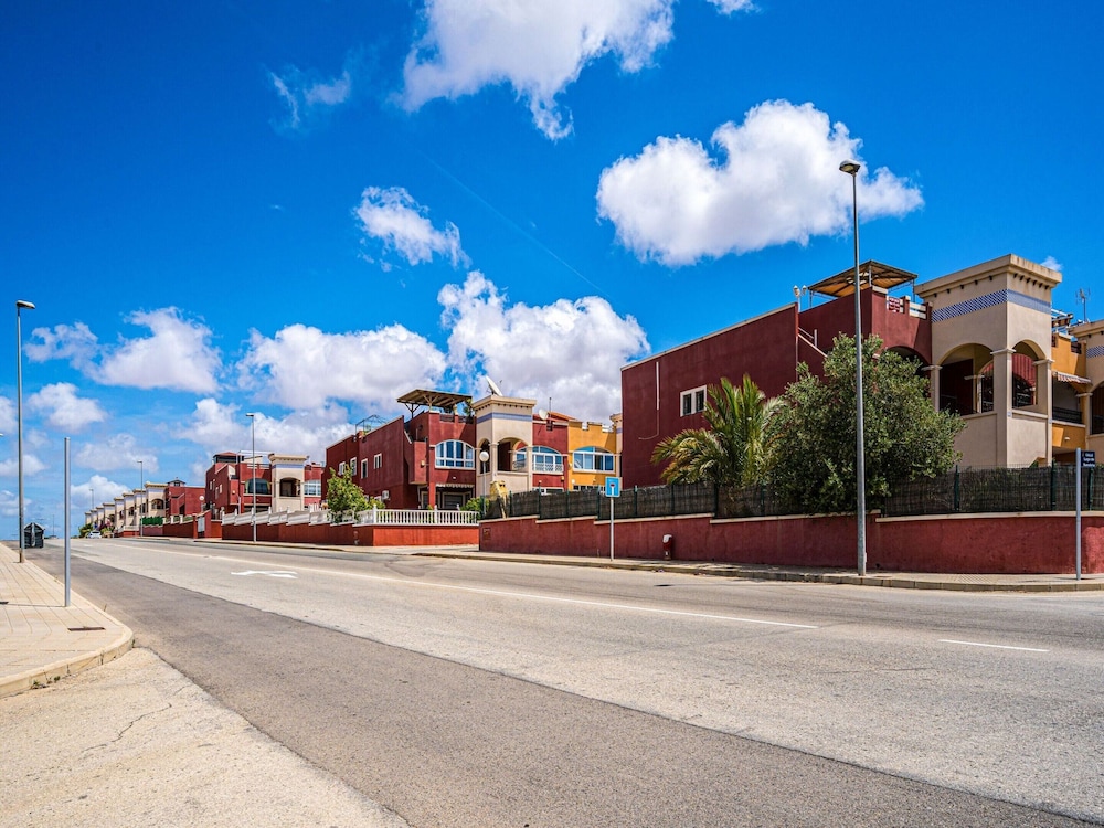 Coastal Comfort in Orihuela view 4