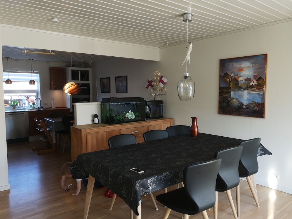 Rose Cottage 102m2 Tórshavn with Parking view 4