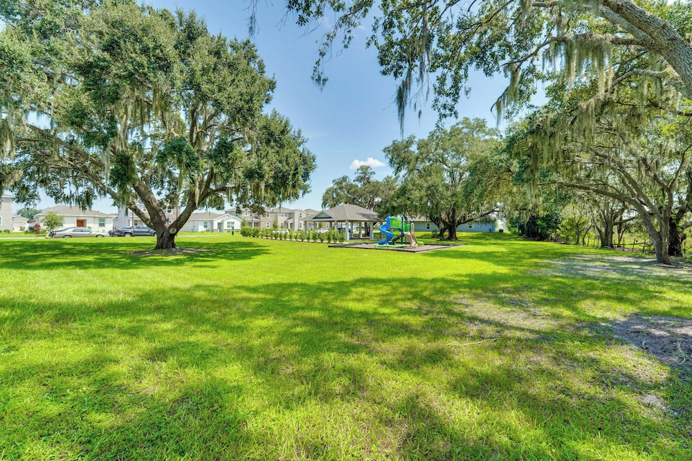 Pool Access: Family Gem w/ Views in St Cloud!