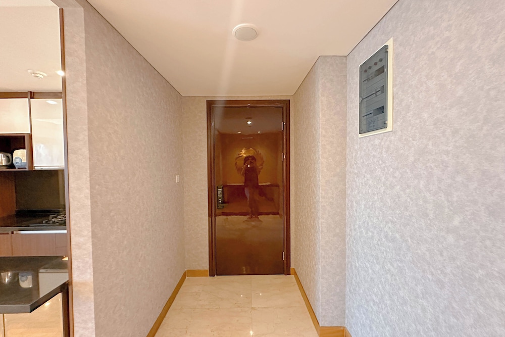 Spacious And Elegant 2Br At One East Penthouse & Residence Apartment