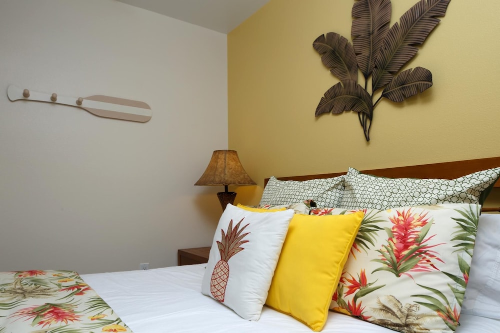 Waikoloa Colony Villas WCV-305 by KBM