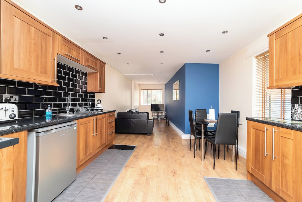 2 Bedroom Apartment 4 Guests