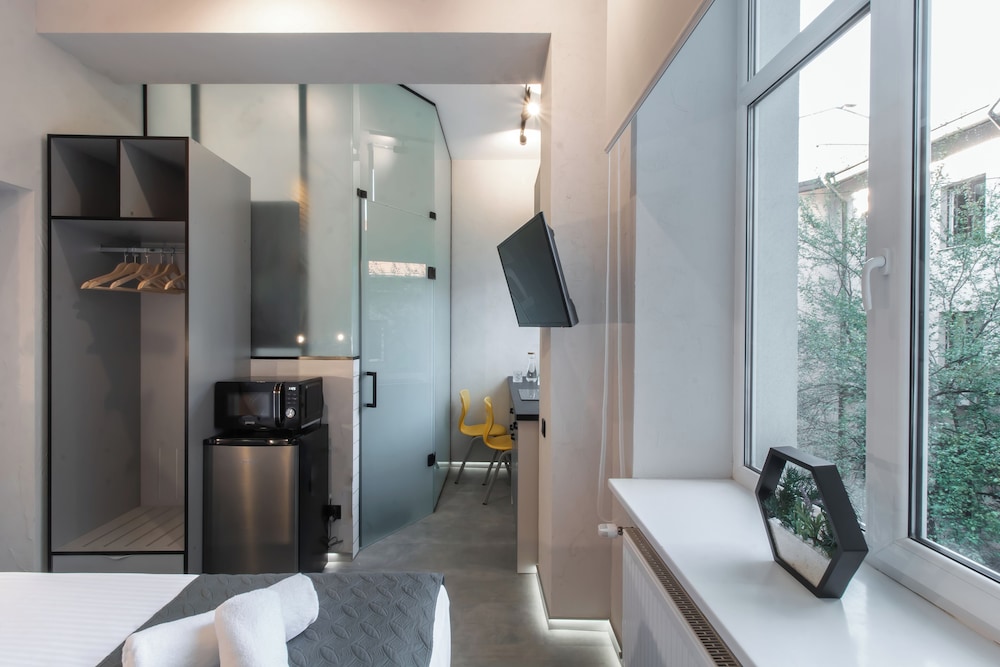 Stories Hub en Lviv — hotel room