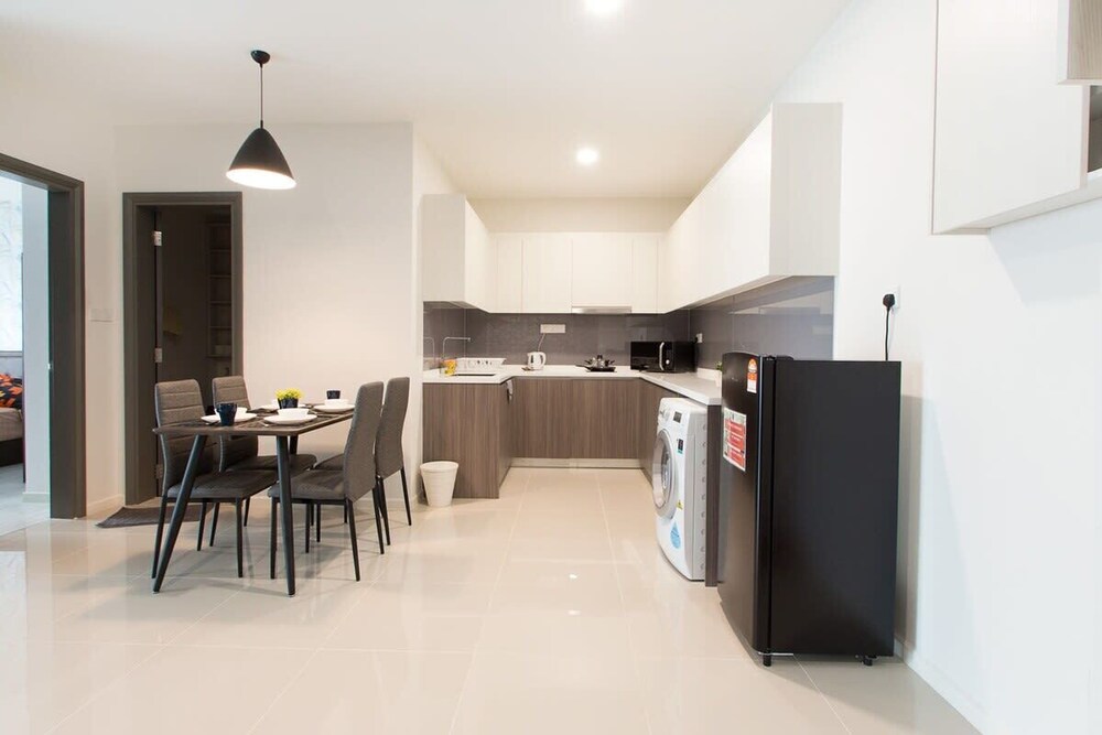 Modern, High Floor Suasana Suites 05 in JB