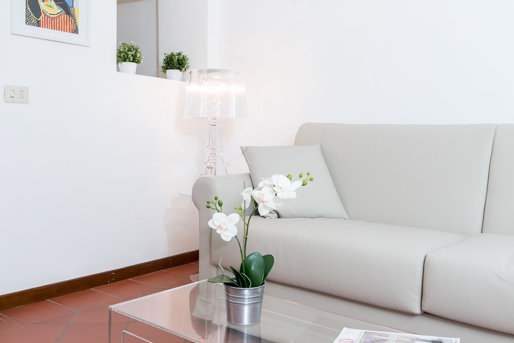 Fiorentini Charme - My Extra Home