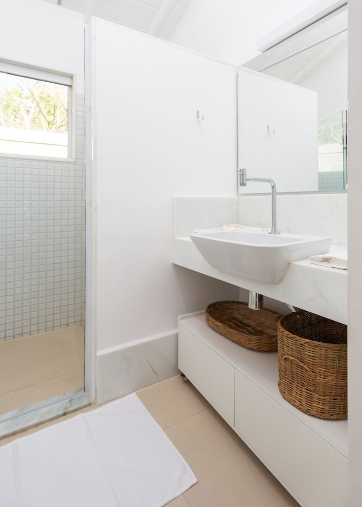 Bz76 casa 3 suítes e piscina privativa