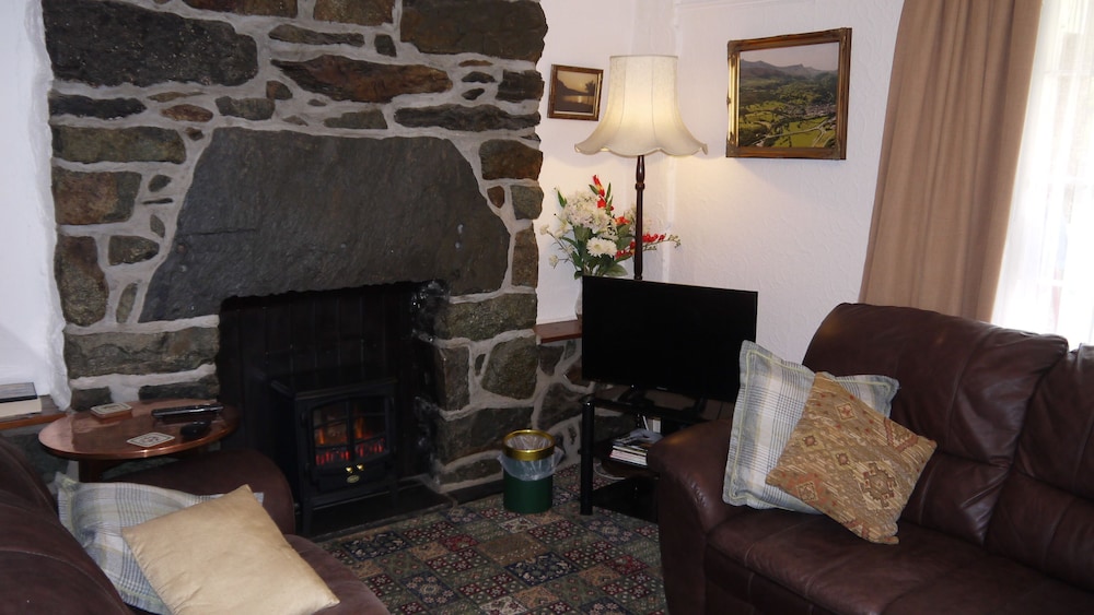 Ivy House