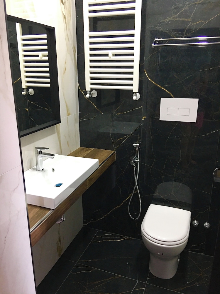 Katarios Suite