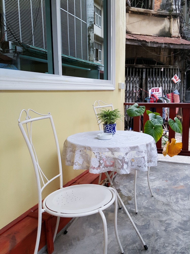 Bangkok Check Inn - Hostel