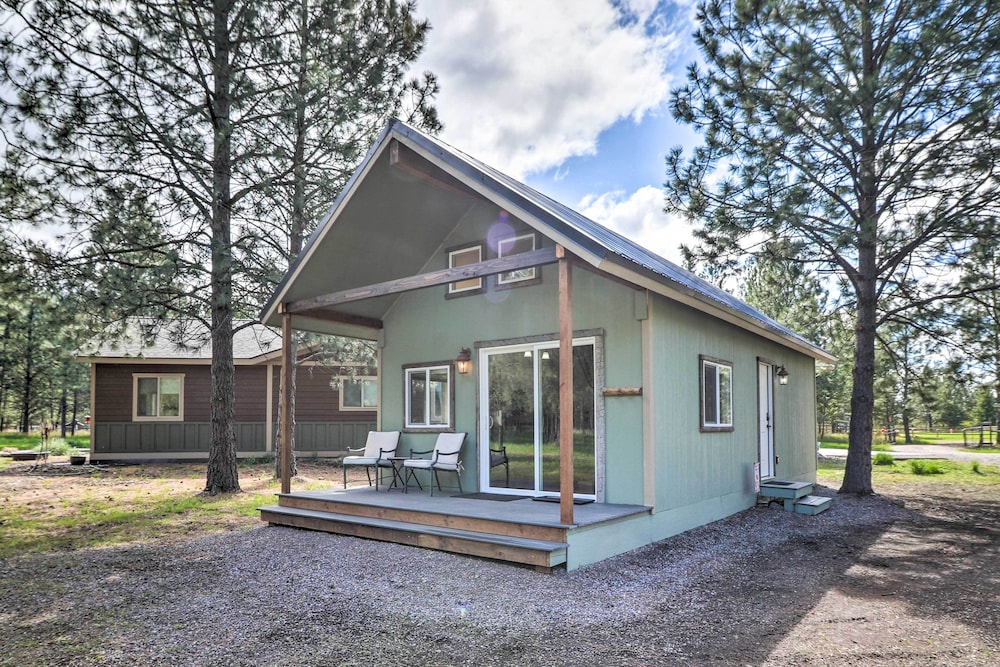 Kalispell Cabin 28 Miles to Glacier National Park!