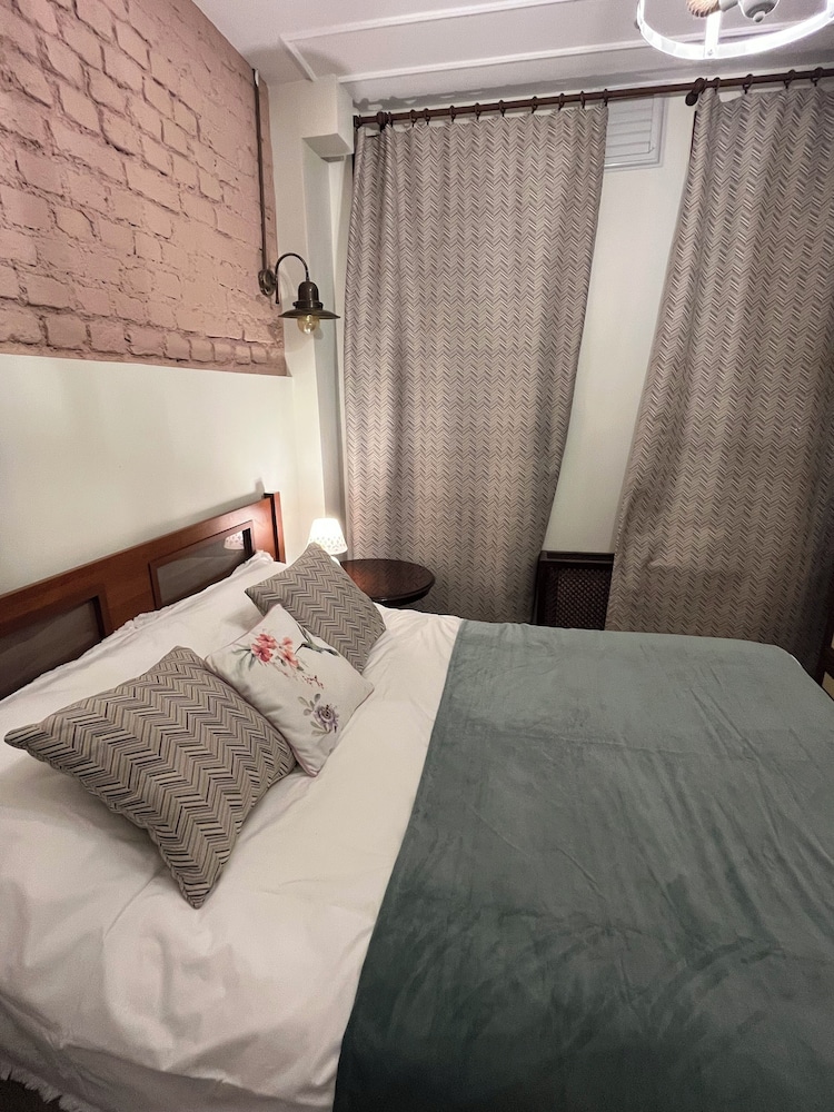 Levant Pension de Luxe