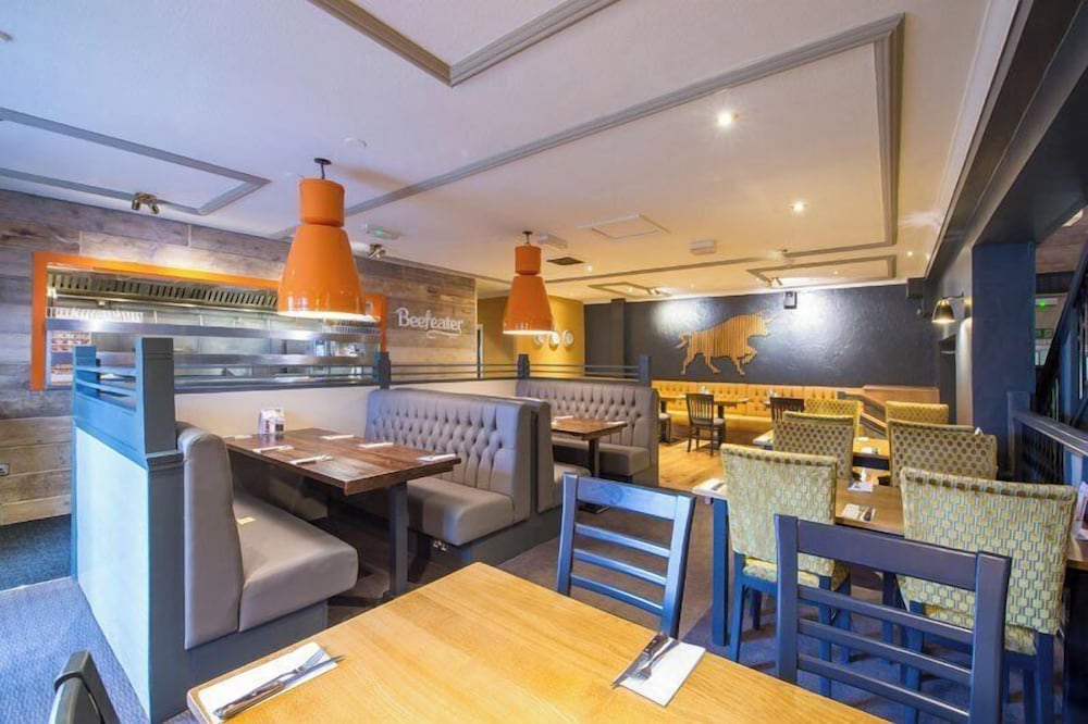 Premier Inn Cardiff West — photo 12