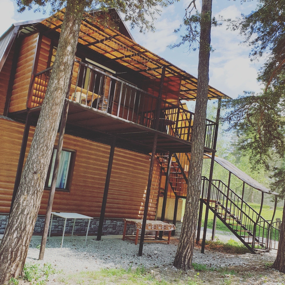 Arkhiz City Guest House view 2