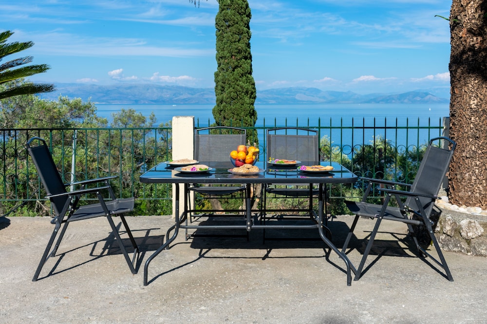 Villa Emily