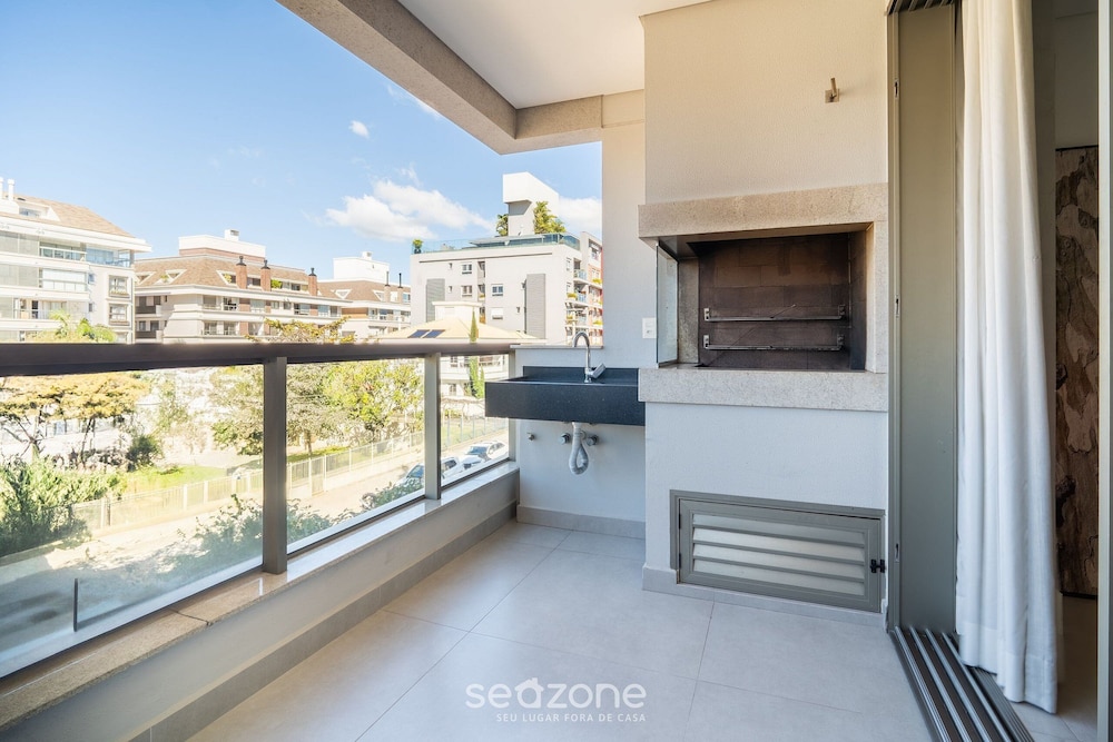 Apartment w/ Barbecue 150m the Beach Jurere Ran203