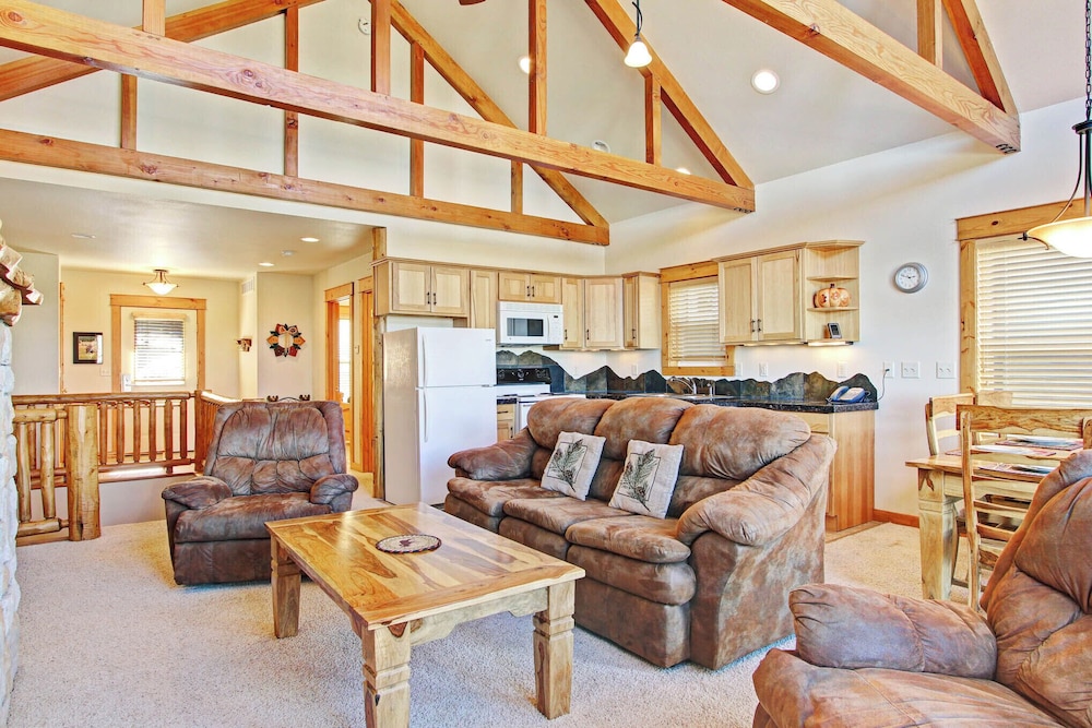 Estes Park Vacation Lodging