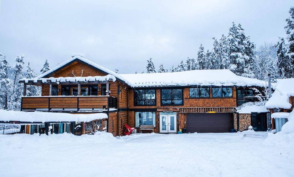 Earl Grey Lodge