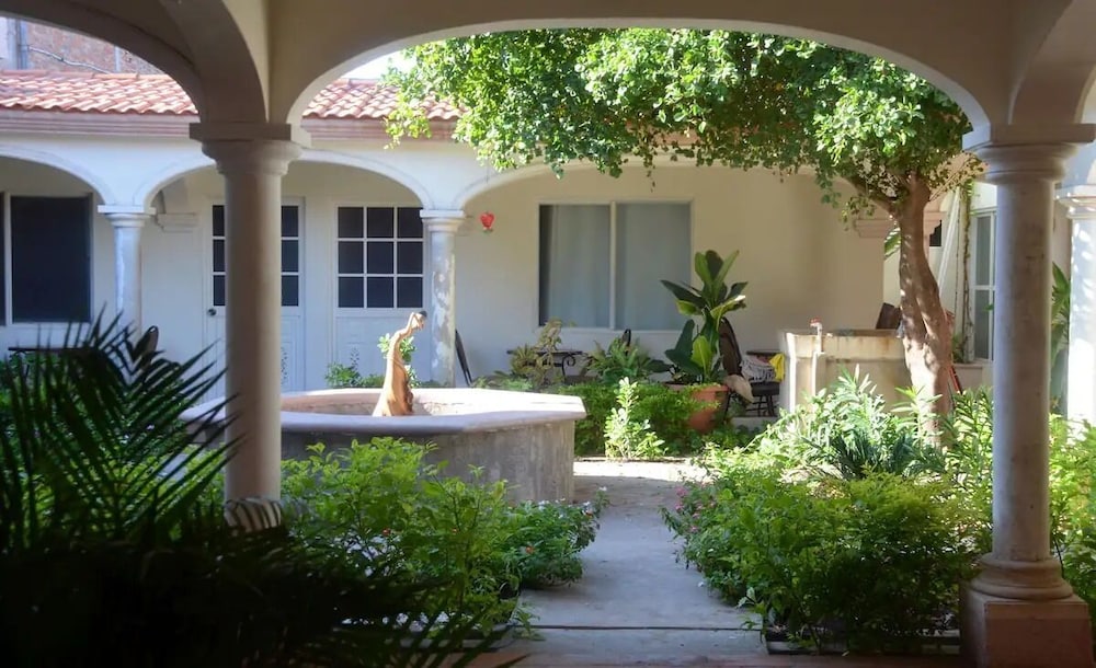 Hotel Boutique Los Arcos