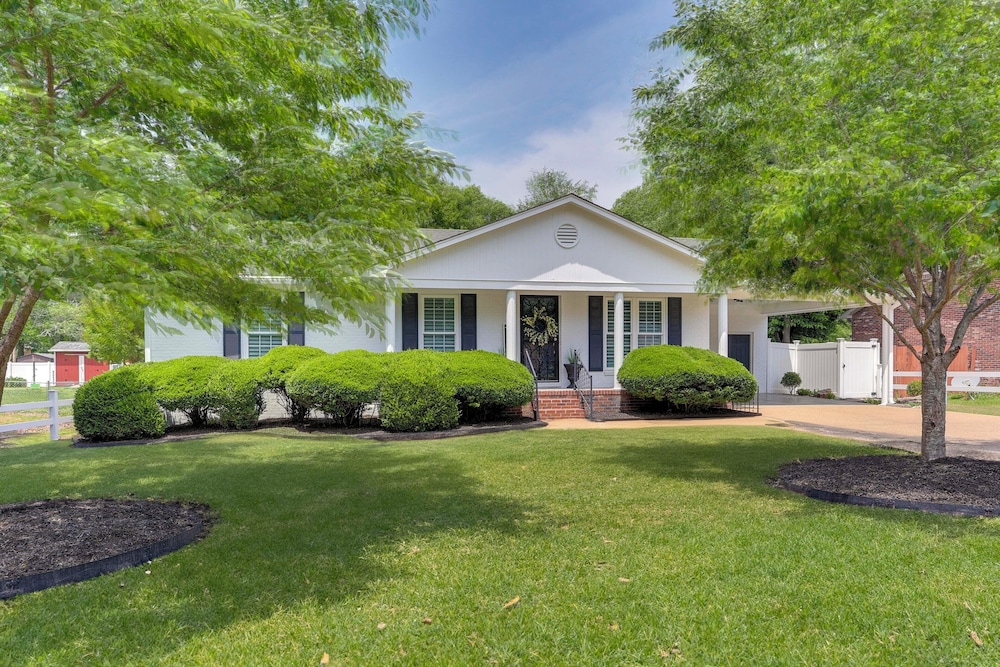 Modern Pet-friendly Home w/ Covered Patio + Yard