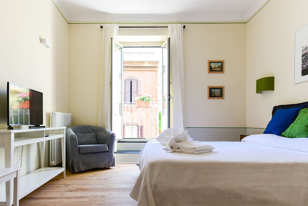 Monti Apartment