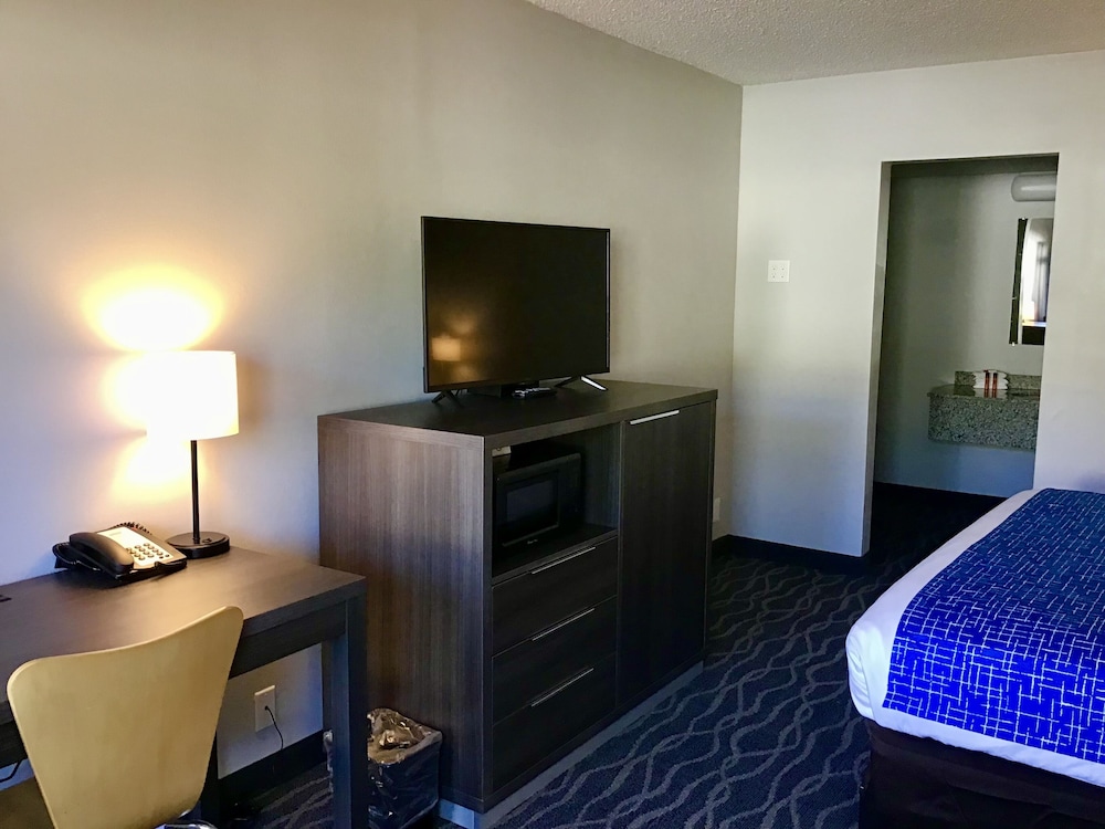 Travelodge Inn & Suites by Wyndham Missoula University Park