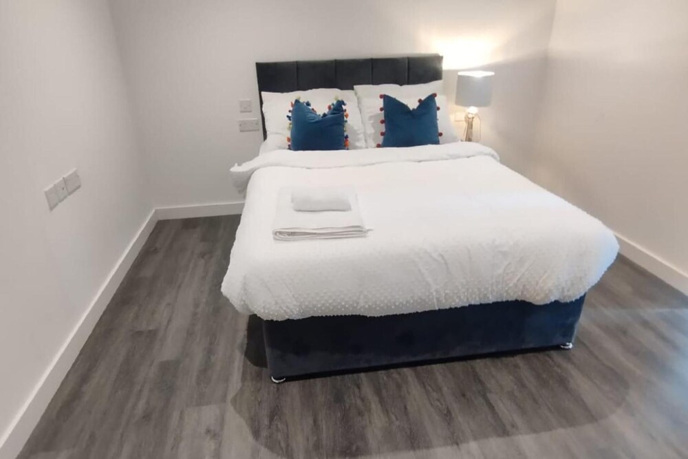 Remarkable 3-bed Apartment in London