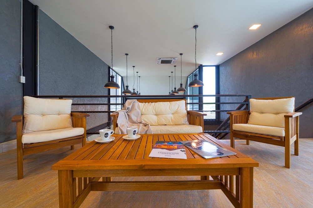 Beautiful new 7 Bedroom Villa Resort CT7