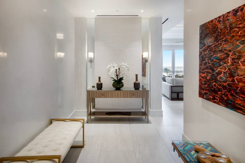 Oceanfront Penthouse and Patio at ONE Cable Beach