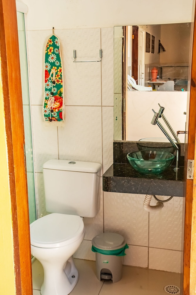 Casa em Cond Fechado em Barra de Santo Ant nio AL