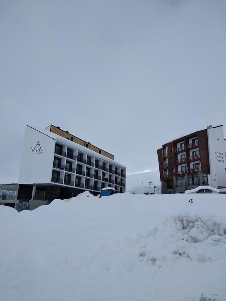 Gogo Apartments New Gudauri view 4