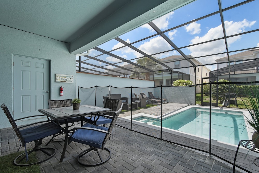 5-br Townhouse With Pool, Games, Disney