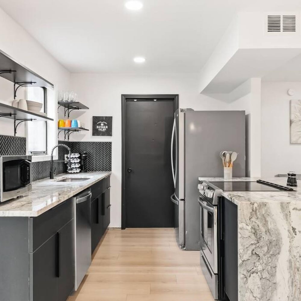 The Springwood Retreat Central High Luxury - Property Image 4