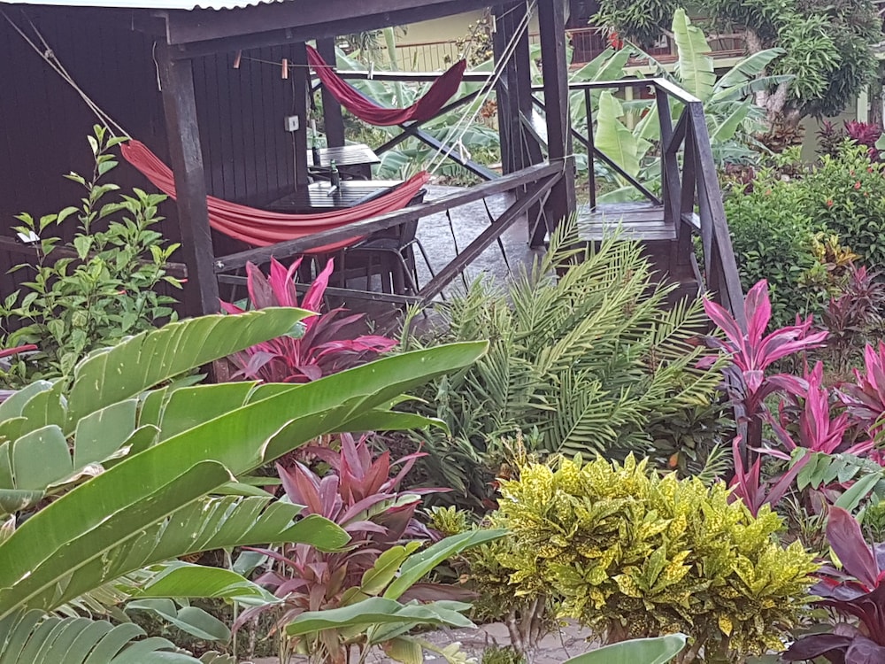 Hibiscus Valley Inn