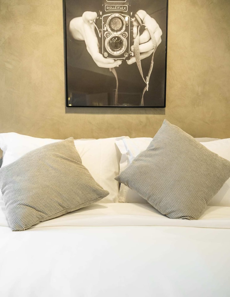 Star Regency by Plush photo 3