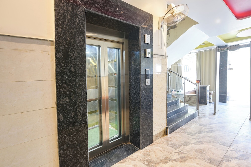 Fabhotel Dev Residency