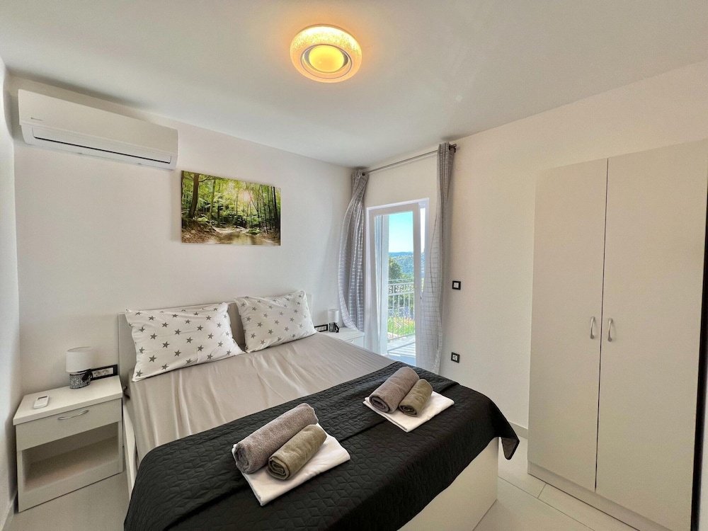 Apartment in Croatia Near Adriatic Coast view 2