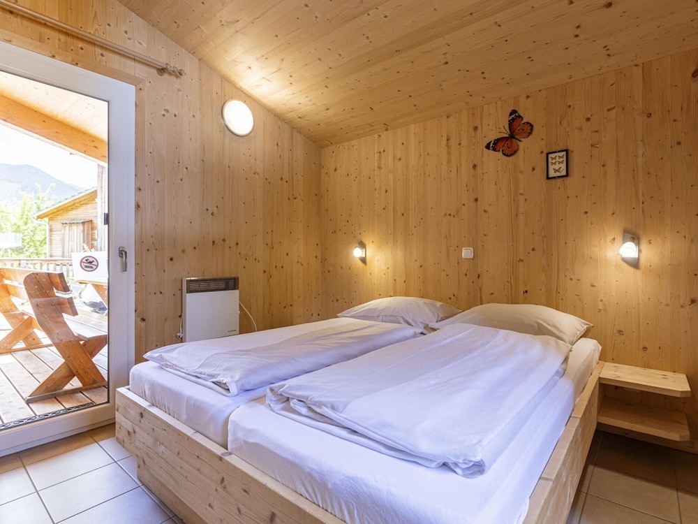Appealing Chalet in the ski Area