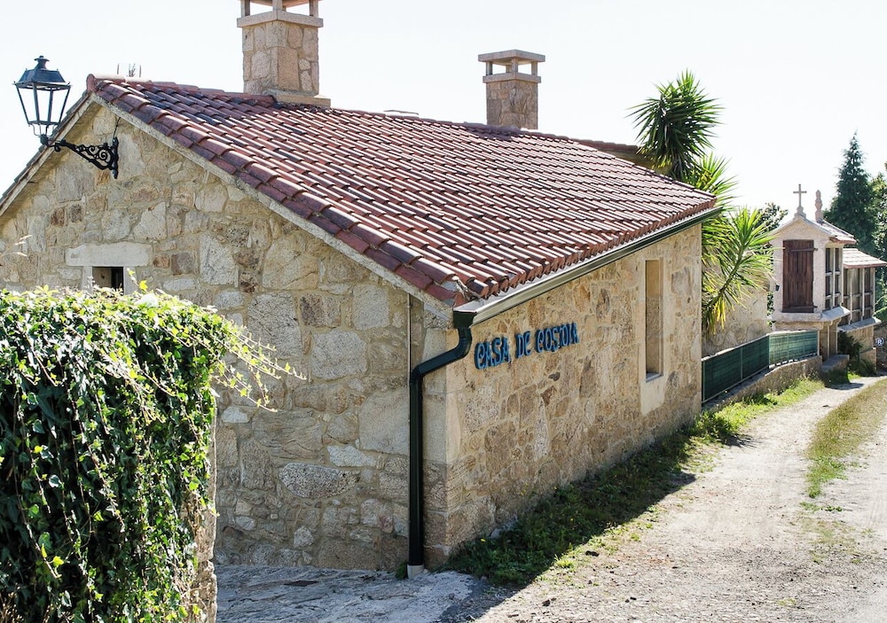 CASA DE COSTOIA