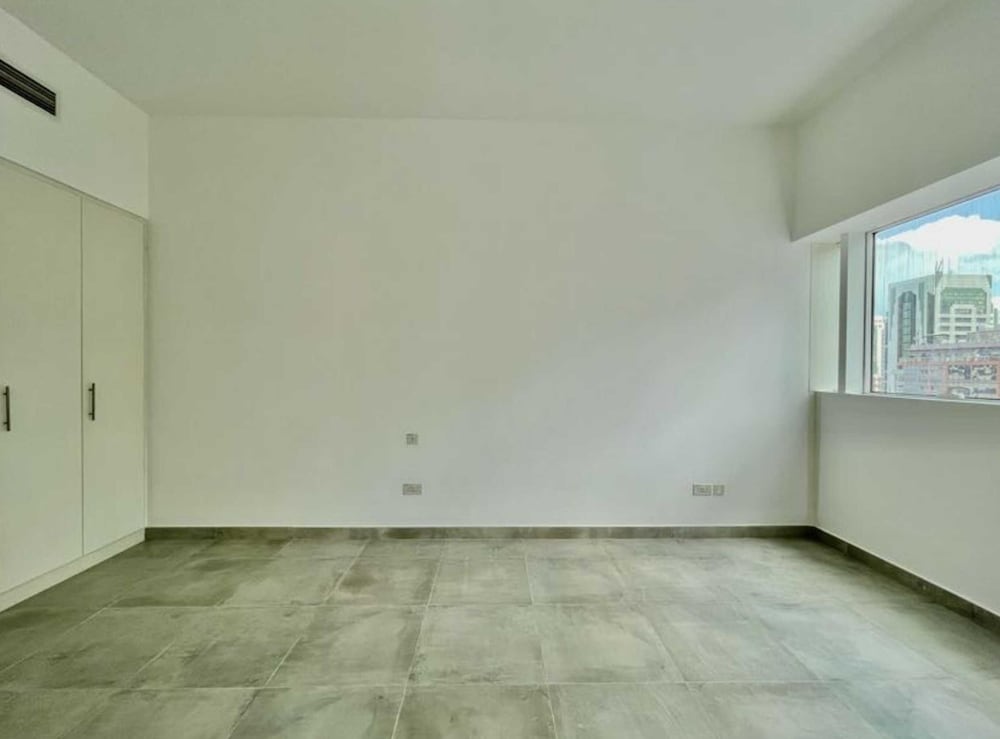 Cozy 1 BHK Apartment in Palette Tower in Tourist Club Area